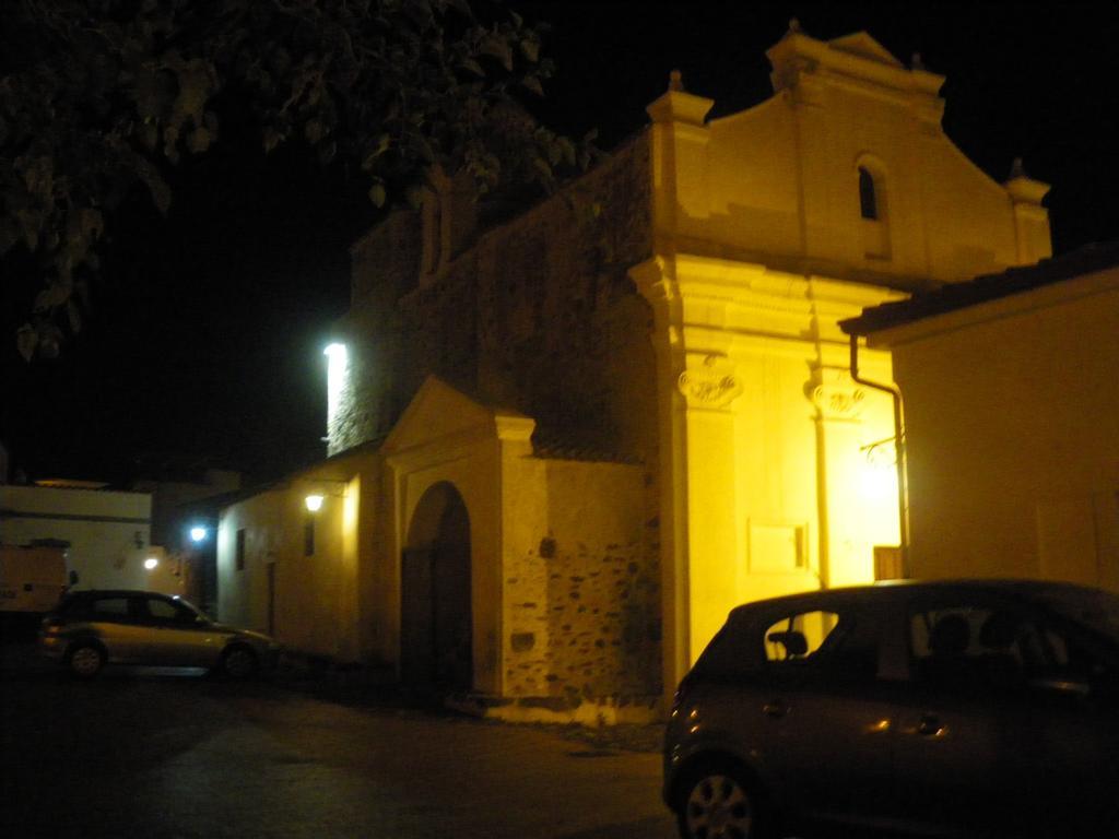 Hotel S'Ustiarvu- Nuova Gestione Cala Liberotto Exterior foto